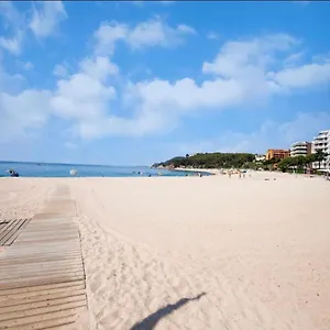 Appartement Seahomes Vacations, Beach&pool, In Fenals, Lloret de Mar